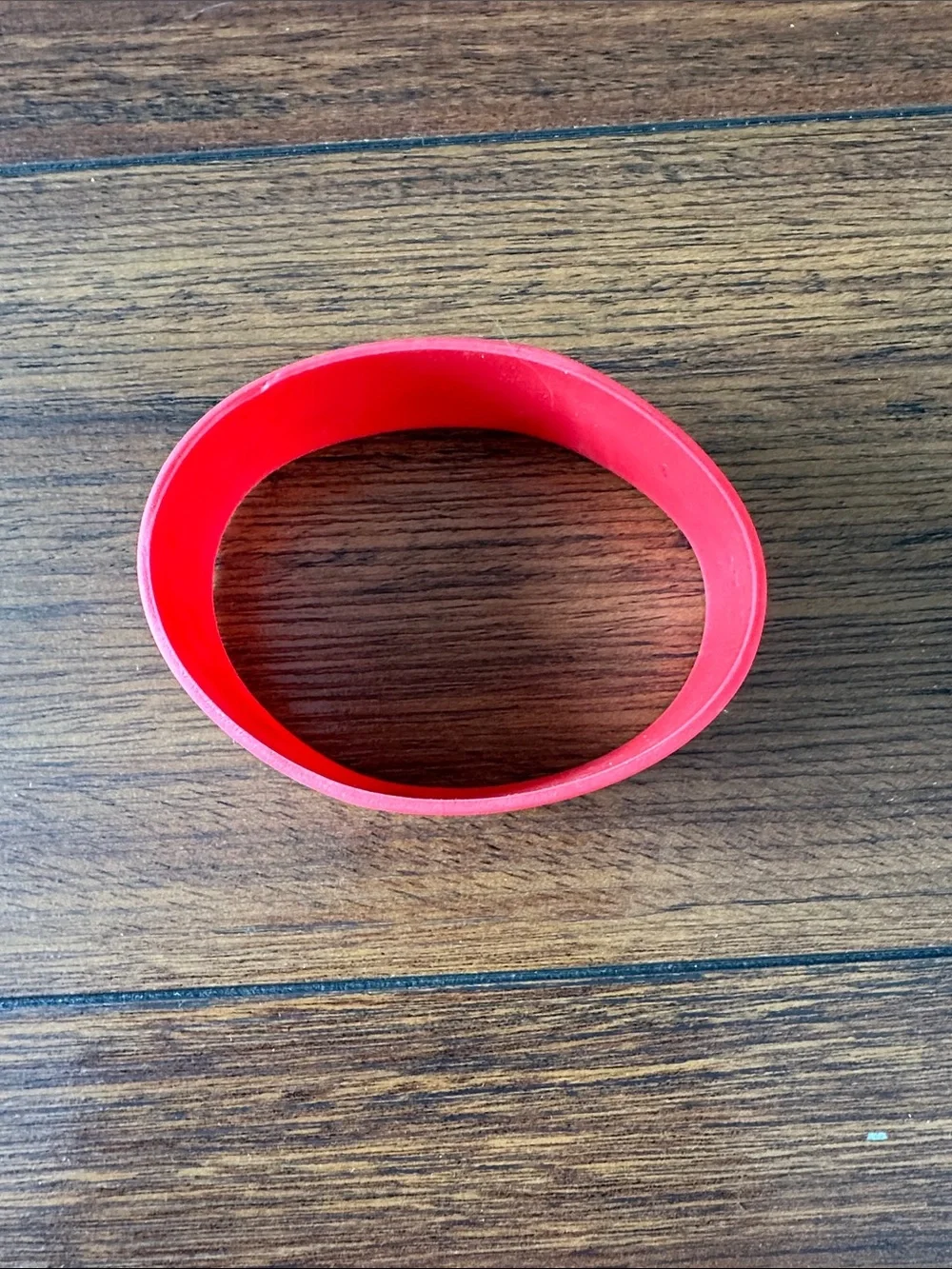 🐱🐱Vintage Hello Kitty Red Bracelet with Pink Raised Lettering🐱🐱